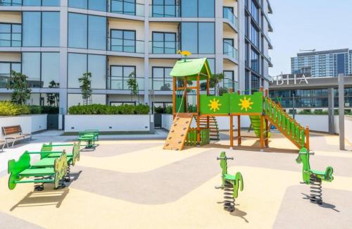 Luxury apartment in Sobha Hartland Waves near Dubai mall and Burj Khalifa in Nad Al Sheba