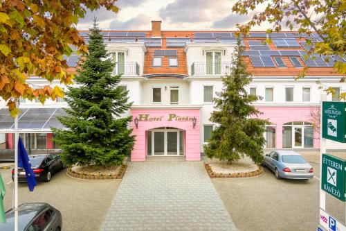 Platan Hotel - image 3