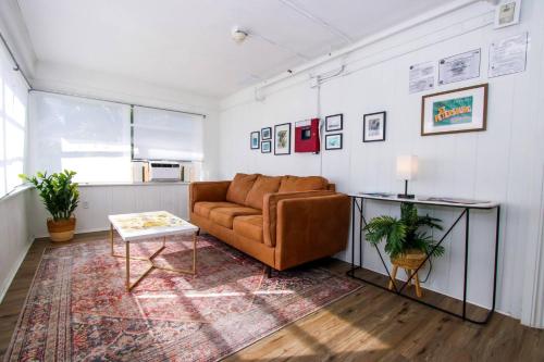 Charming Studio - Urban Living in St. Petersburg in St Petersburg, USA