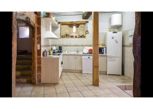 Konyha, Casa Llano in Poza De La Sal