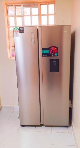 keuken, Lovely and Spacious One Bed Room Rosslyn Hill Apartment Ruaka in Ruaka