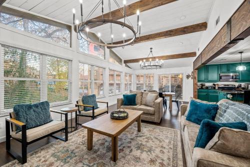 River Cottage – Gatlinburg, TN