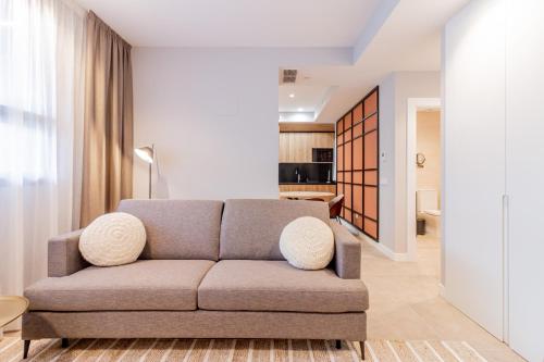 Home Art Apartments Bernabéu Room Type - Two-Bedroom Apartment