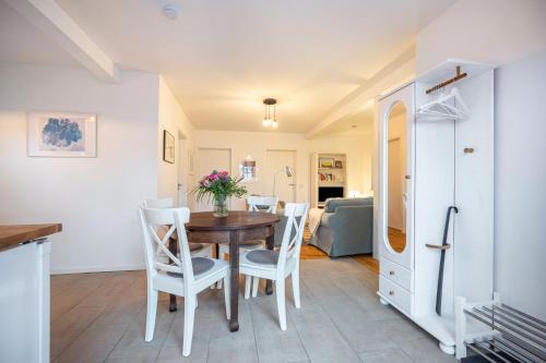 Ferienwohnungen in Neufeld in Marne