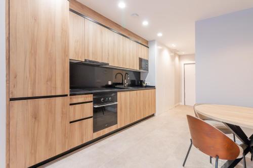Home Art Apartments Bernabéu