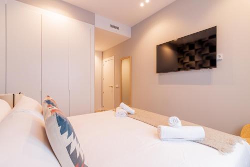 Home Art Apartments Bernabéu - image 7