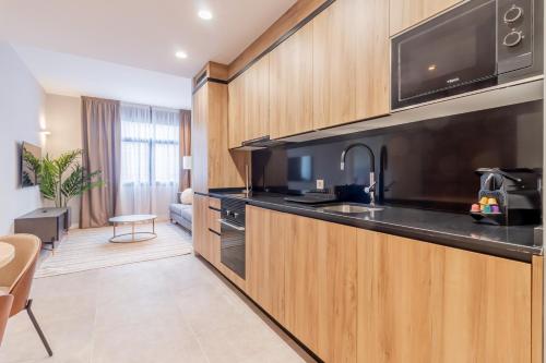 Home Art Apartments Bernabéu