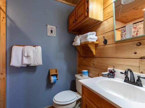 BEST VIEWS LAKE FRONT Waters Edge BEST VIEWS LAKE FRONT Waters Edge