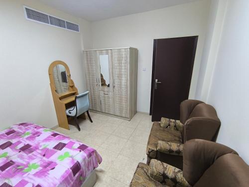 Rooms opposite mega mall in telephone shops roundabout flat no 203 Rooms opposite mega mall in telephone shops roundabout flat no 203