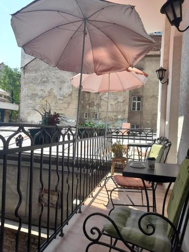 Authentic Belgrade Centre Hostel - image 10
