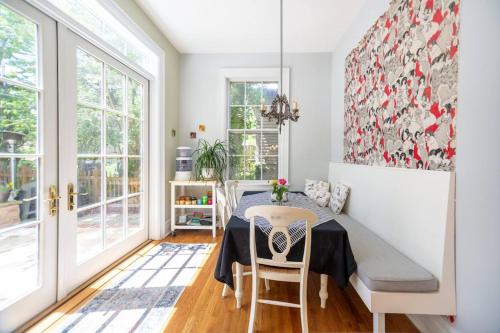 Historic 4br Trinity Park Home Near Duke