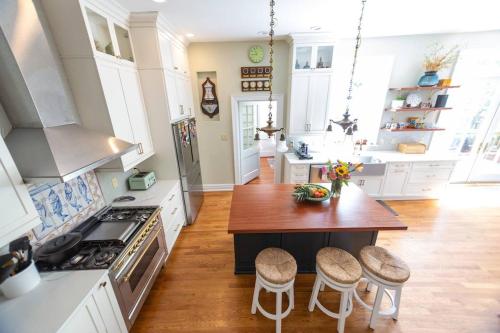 Historic 4br Trinity Park Home Near Duke