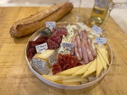 Food and beverages, Haut Charmes de Cornil in Cornil
