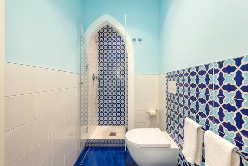 Superior Double Room image 6
