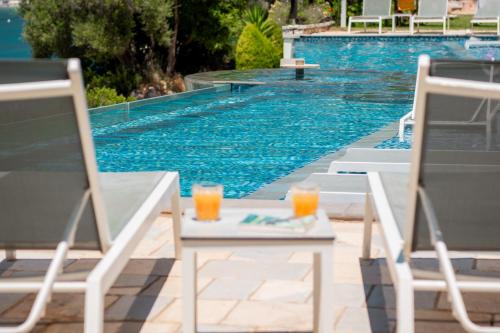 Sappho Boutique Suites - image 10