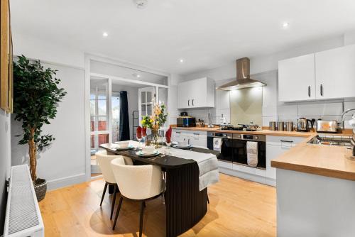 Stylish Boutique House - Garden