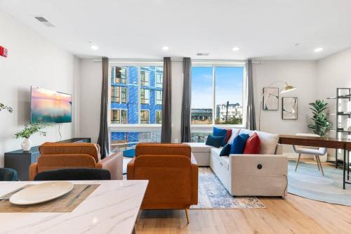Stunning 1-BD - City Views - Near Fishtown detail