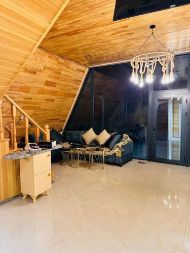 Mono House Qabala Vendam A frame in Vandam