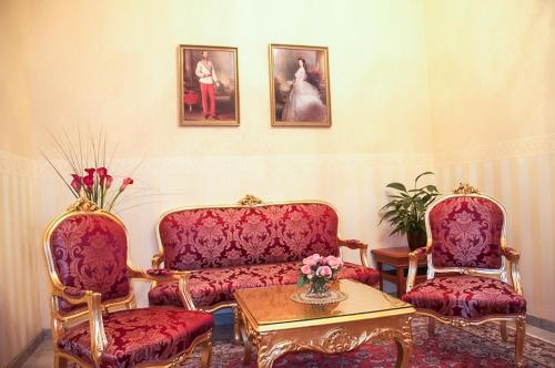 Opera Suites - image 10