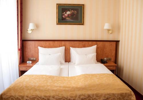 Pension Opera Suites I Self Check In I AC in all rooms in Wien, Österreich