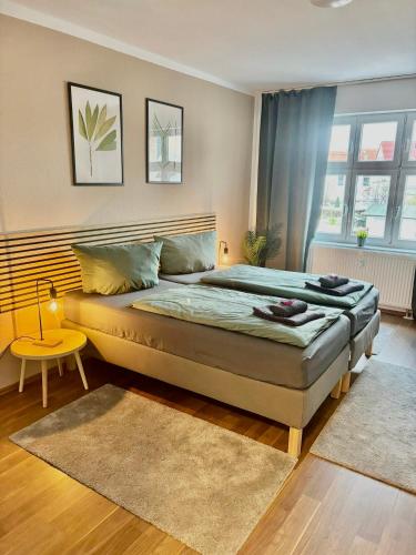 Aura - Nulandt#2 - 2 Zimmer, 4 Betten, Küche, Balkon, Waschmaschine (Aura - Nulandt#2 - 2 Zimmer, 4 Betten, Kuche, Balkon, Waschmaschine) in เมอร์เซอบวร์ก