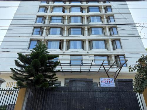 MW Hotel, Гувахати