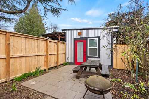 Little Henry House on Duke St