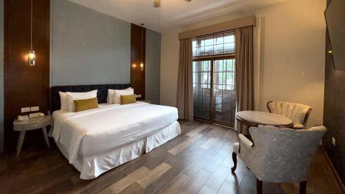 Casa Lucia Hotel Boutique Room Type - Suite with City View
