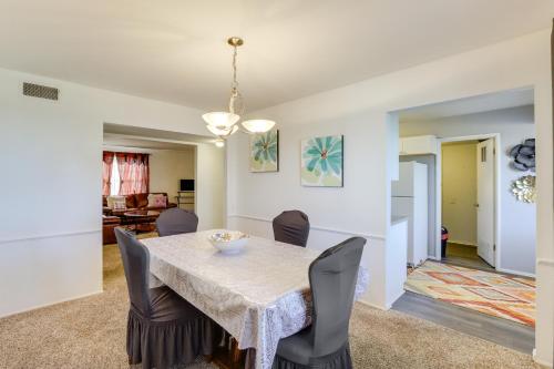 24 Mi to Downtown St Louis Apt in Ballwin! in Ballwin, USA