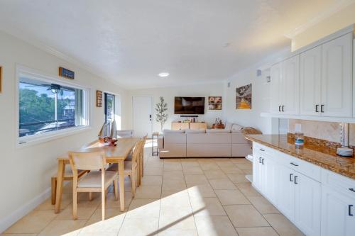 Canal-Front Apt with Screened Balcony in Key Largo! in Key Largo, USA