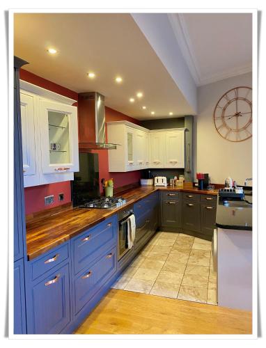 Beautifully Decorated 2Bed Apt- Gem in City Center, Эдинбург (фото 4)