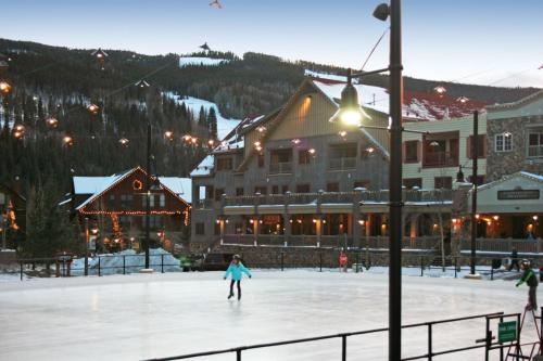 Expedition Station 8572 by SummitCove Lodging in Keystone, USA
