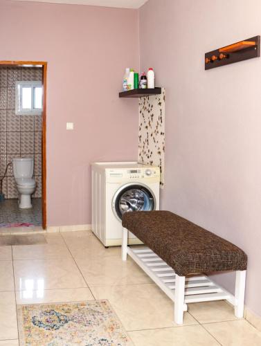 3T House in Akwa Nord