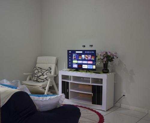 Koplietošanas atpūtas telpa ar TV, Paraty Casa equipada a 10 min do centro histórico (Paraty Casa equipada a 10 min do centro historico) in Trindade (Riodežaneiro)
