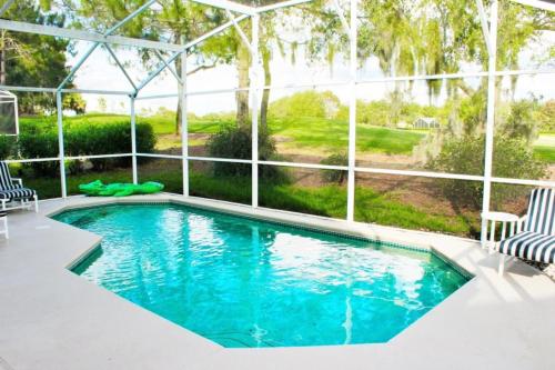 4 bedrooms pool home on Southern Dunes golf course in Haines City, USA