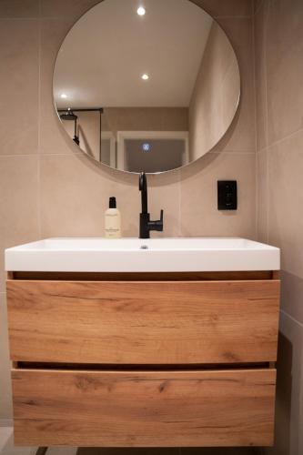 Skinny Bridge Boutique Stay, Amsterdam (photo 11)