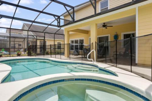 5 bedrooms pool home Gated resort of Providence in Davenport, USA