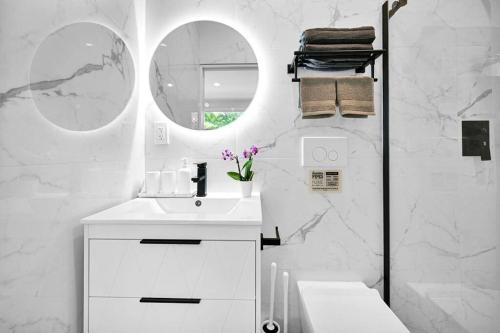 Modern Oasis Near Design District, Wynwood in Miami, USA