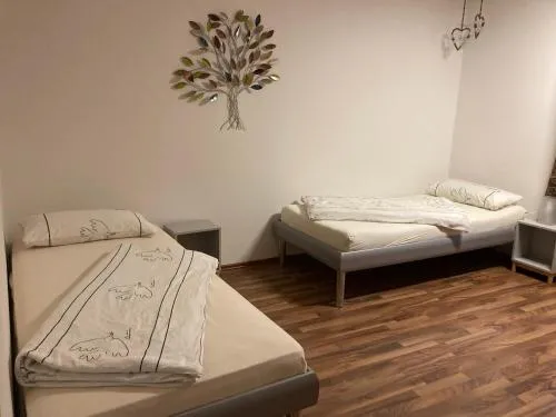 Zimmer-Traum am Möhrenbach in Monheim, Deutschland