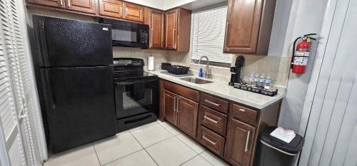 Konyha, Big TV 2 Bedroom Apartment Cooper City in Davie (FL)