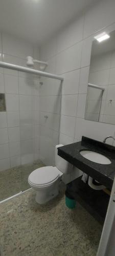 Economy Triple Room image 8