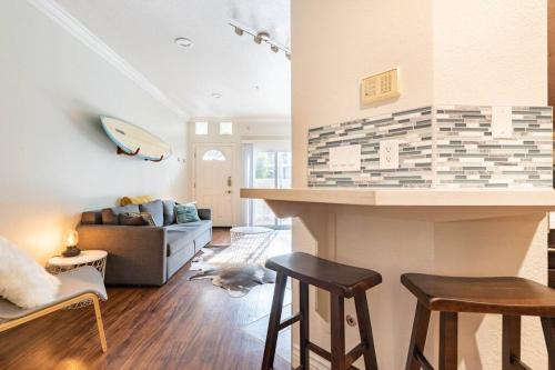 Beach Retreat Main Street Surf City thumb 2