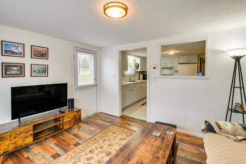 Near Skiing & Snowmobiling: Home in Mars Hill! in Presque Isle (ME)