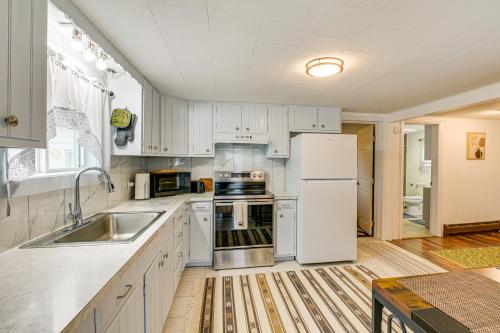Near Skiing & Snowmobiling: Home in Mars Hill! in Presque Isle (ME)