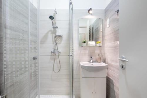 Extra Central Mini Home - image 5