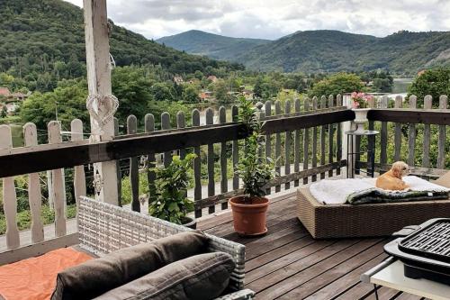 Mountains Apartment Elb Canyon in Velké Žernoseky
