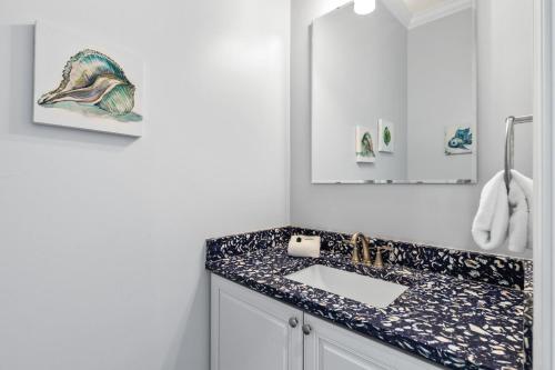 Pool 30A Fire Table Gourmet Kitchen Luxury - image 3