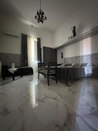 B&B Camelot - image 3