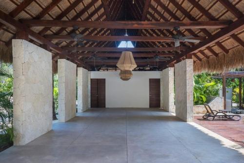 Villa image 3