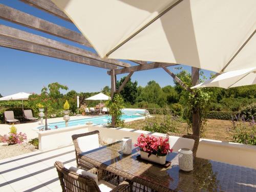 Countryside villa in Polaca with private pool